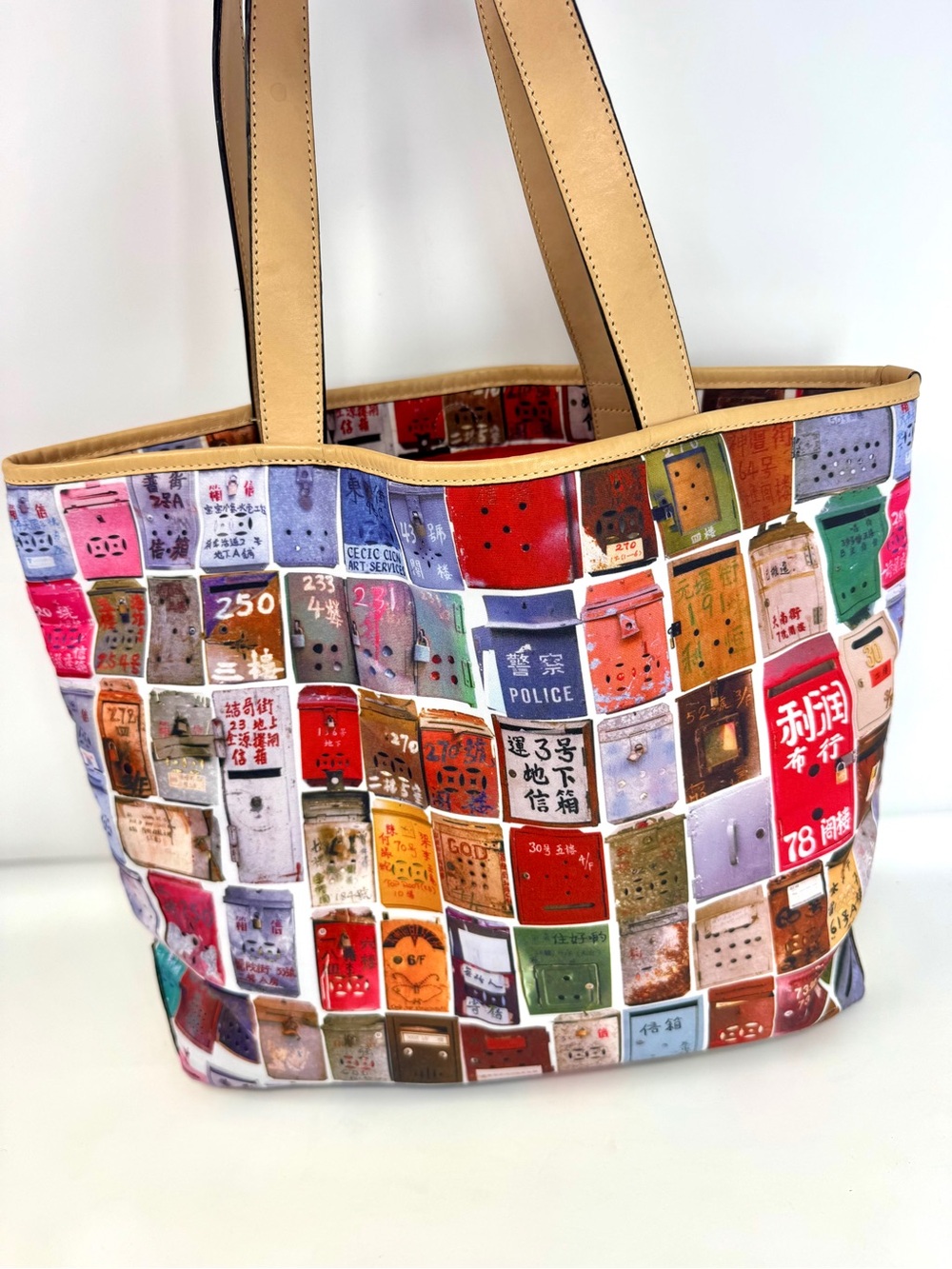 Rare G.O.D. (Goods of Desire) Hong Kong "Vintage Letterbox" Print Tote Bag – Exc - Picture 3 of 12